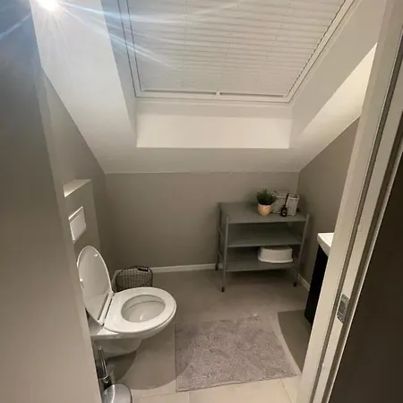Barnevennlig Ved Sjoen Feriehus *