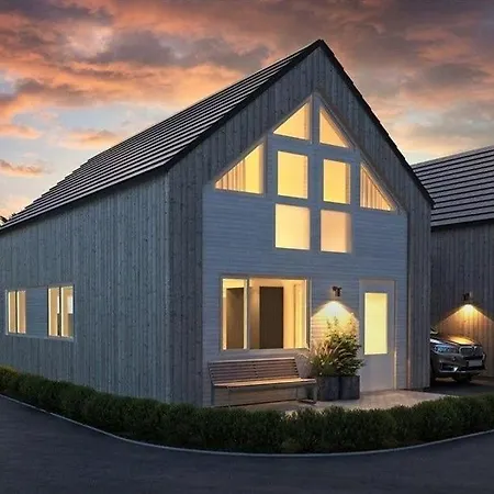 Barnevennlig Ved Sjoen Feriehus *